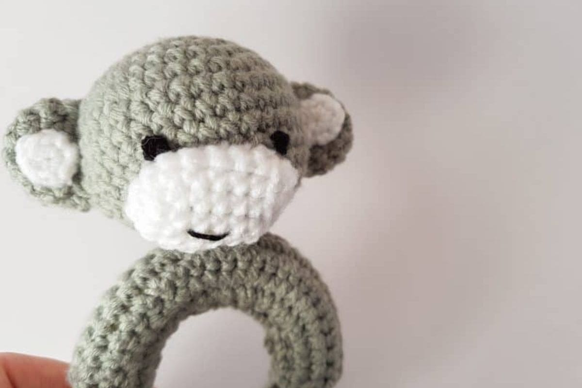 crochet monkey rattle / teether