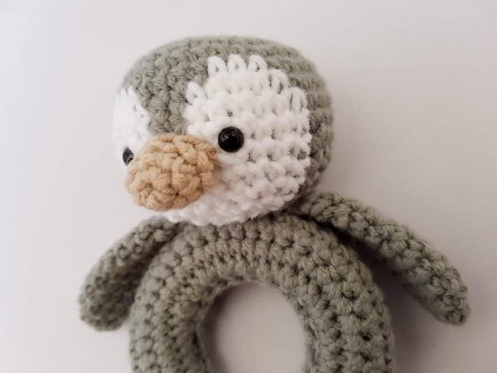 Playful penguin crochet pattern | Crochet teether rattle pattern