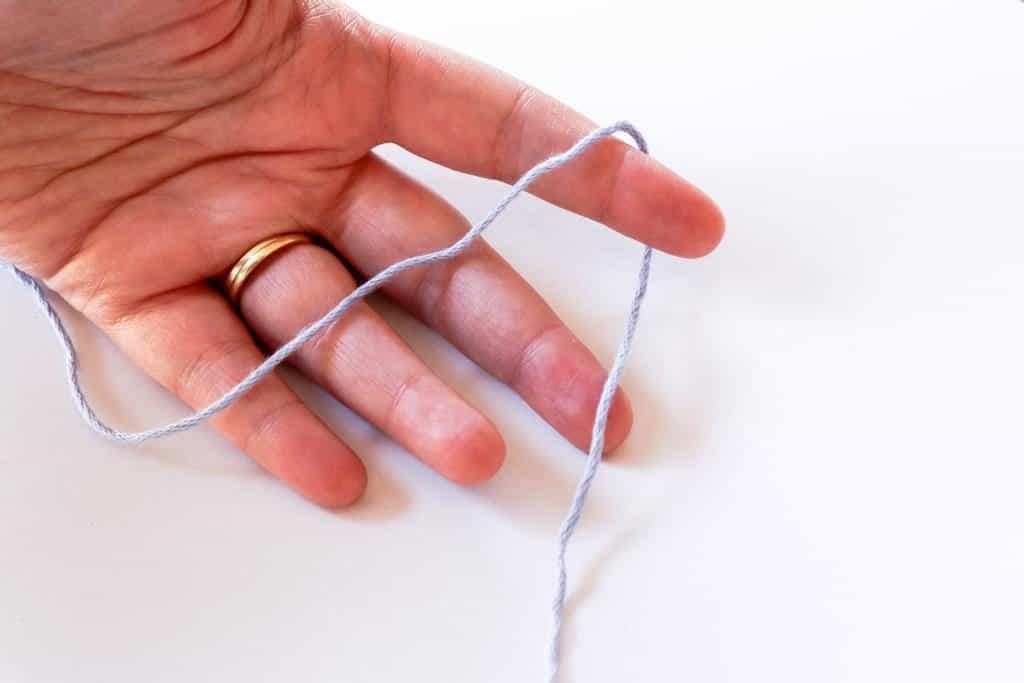 How to crochet the adjustable loop