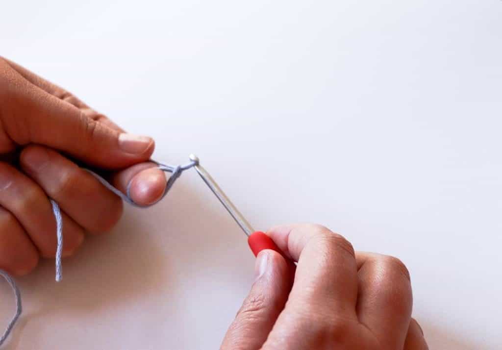 Crochet the magic adjustable ring