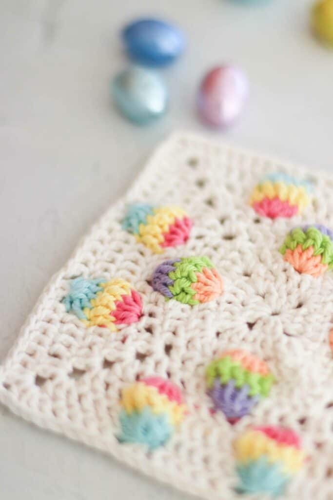 Free Easter Egg Granny Square Pattern (3D Crochet Square) Free Easter Egg Granny Square Pattern (3D Crochet Square)